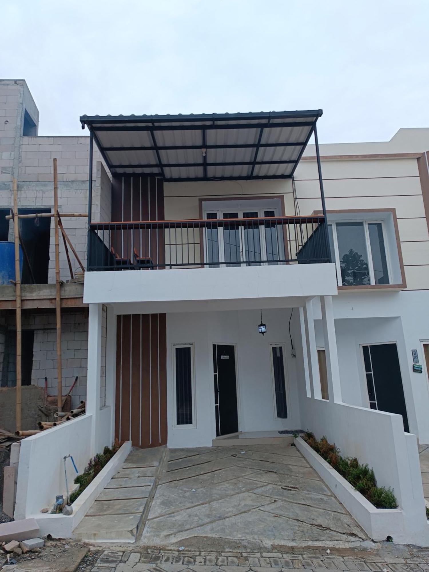 Villa Royal Arois Syariah Dekat Jatim Park 3 Tlekung Exterior foto
