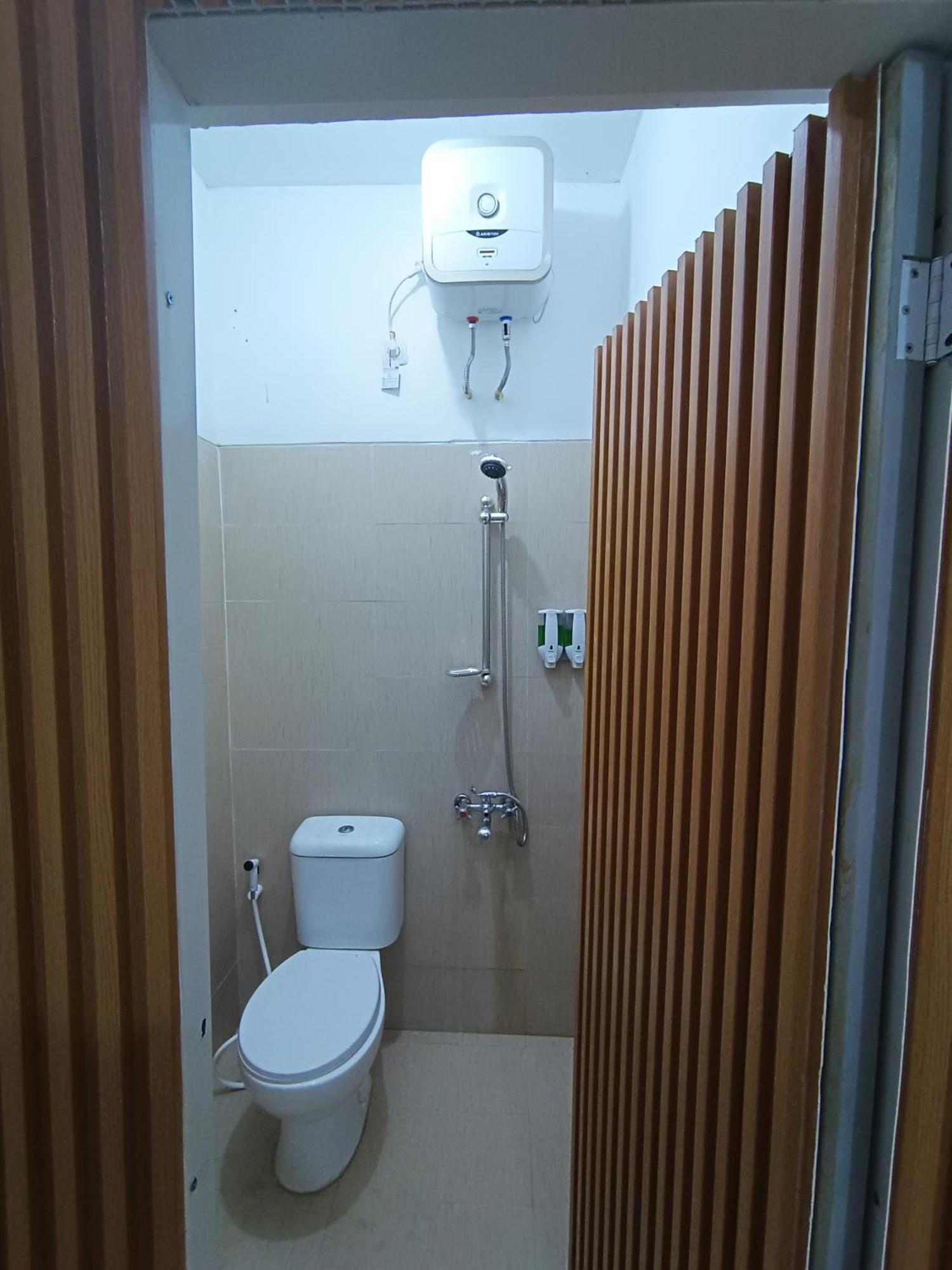 Villa Royal Arois Syariah Dekat Jatim Park 3 Tlekung Exterior foto